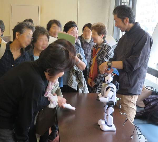 公開講座 テーマ『生き抜く力を養う薬膳』 〜こころとからだを支えるために〜 講師 菅沼 栄 先生 日本医科大学東洋医学科 中医学講師